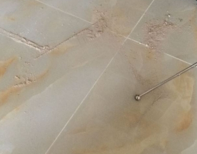 金口河瓷砖空鼓维修公司分享粘合剂选择不当在瓷砖铺贴过程中可能导致以下问题